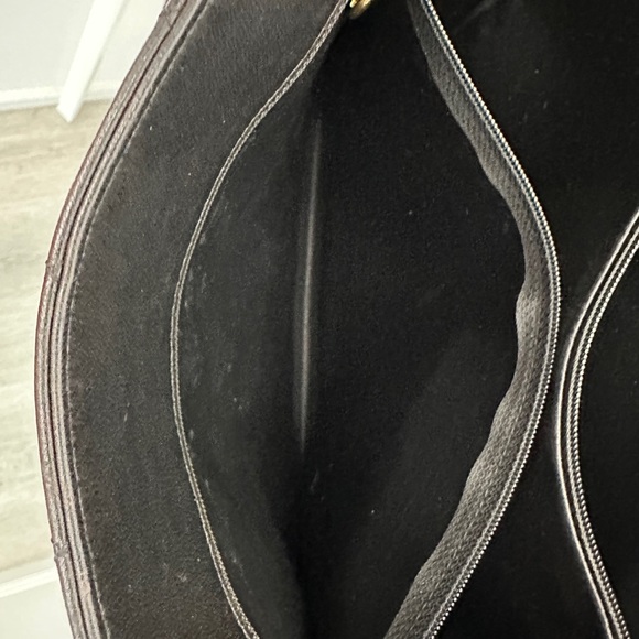 CHANEL 
Lambskin Quilted Shopping Tote Black - Picture 7 of 13